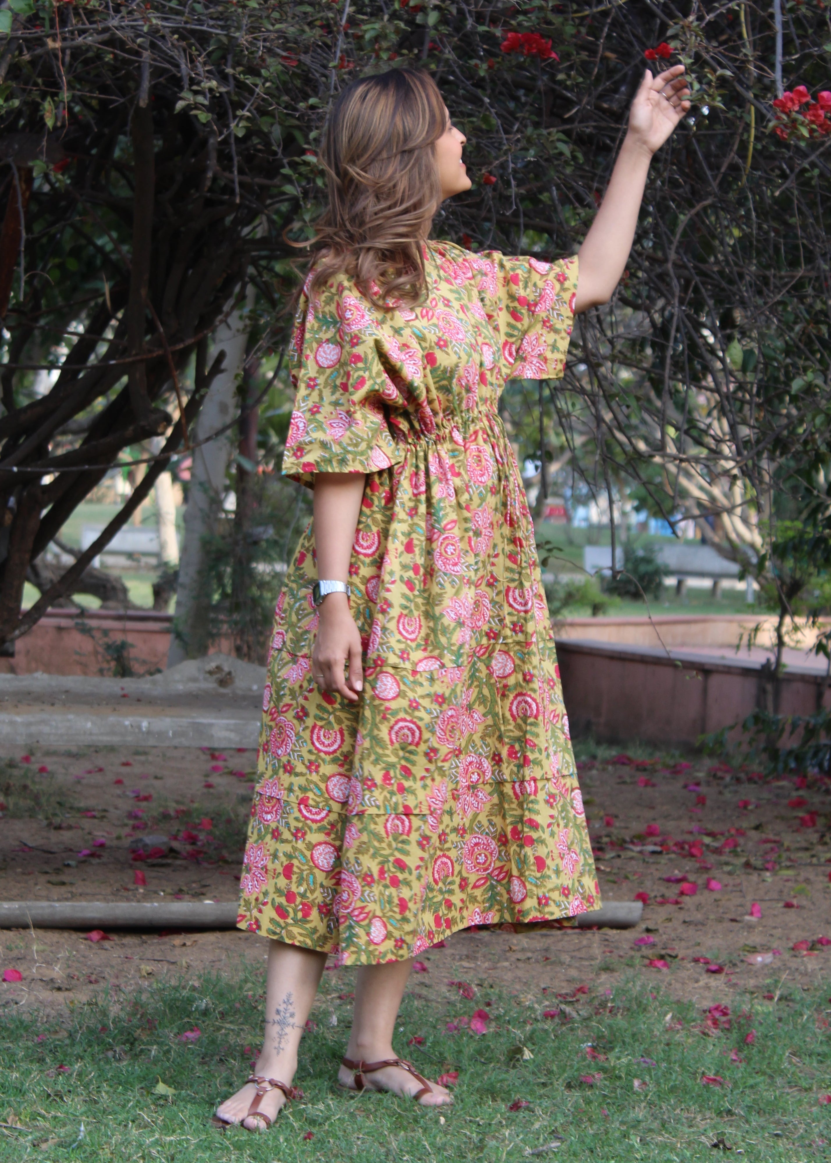 Corn Pionie Dress Secondary image